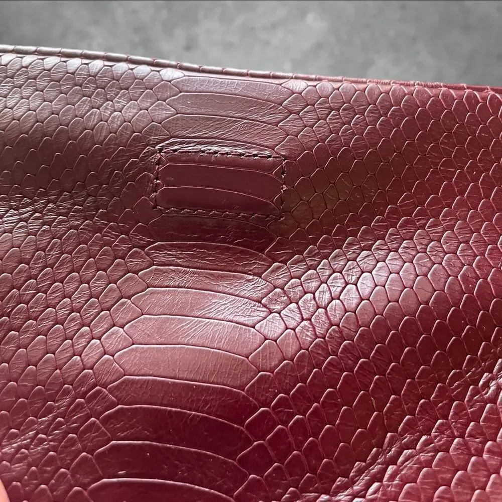 Tory Burch Burgundy Shoulder Bag with Gold Accents - Picture 13 of 16